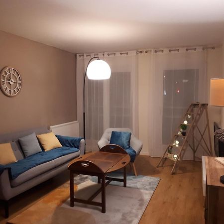 Appartement 3 Chambres 5 Couchages Versailles Exterior foto
